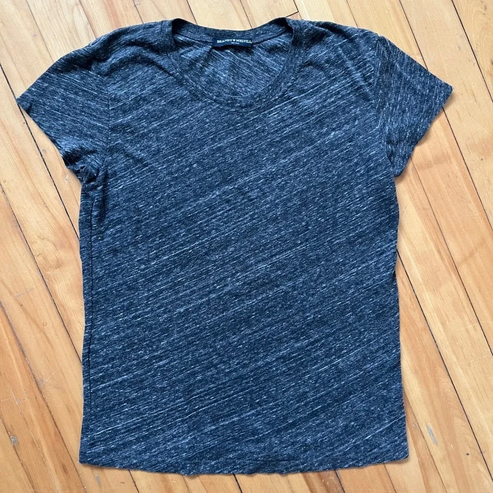 Brandy Melville One Size Charcoal Heathered V Neck T Shirt Basic Top - Picture 1 of 4